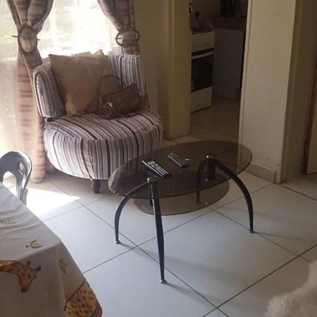 Carlcyn Homestay Gaborone Exterior photo