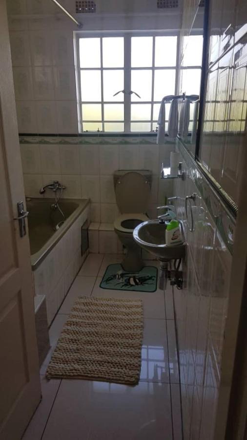 Carlcyn Homestay Gaborone Exterior photo